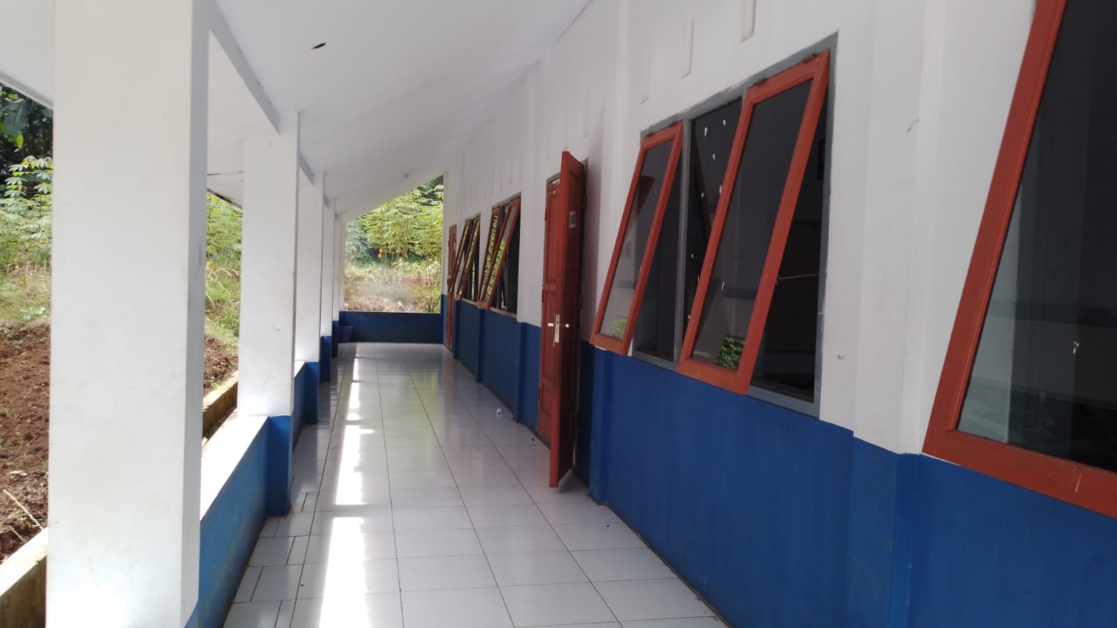 Lingkungan MTs Al-Ihsan